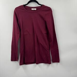 NWOT Zenana Maroon long sleeve t shirt